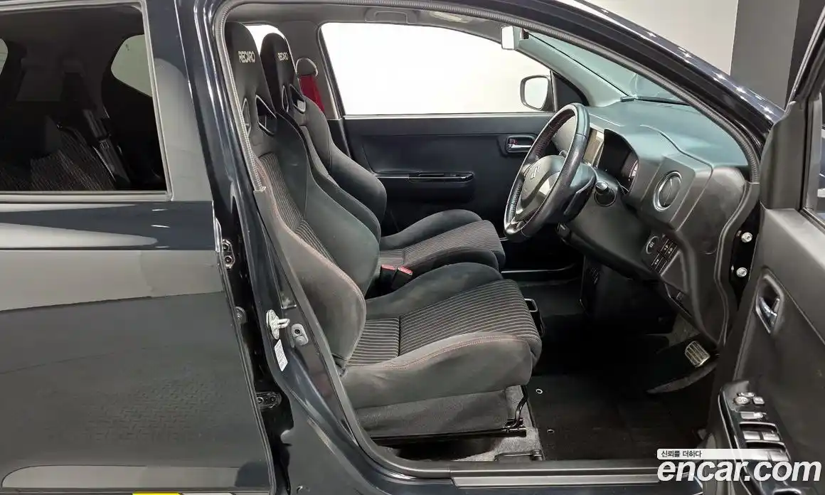 Suzuki Alto 2016 0.7 Автомат в Москве № 257717, фото 10