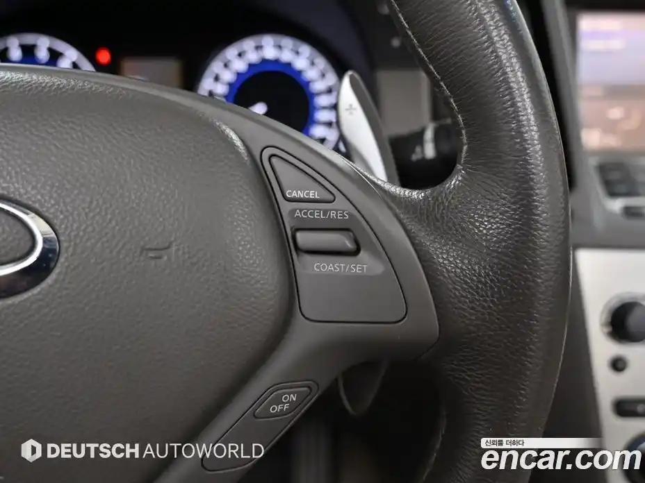 Infiniti Q60 2014 3.7 Автомат в Москве № 269236, фото 17