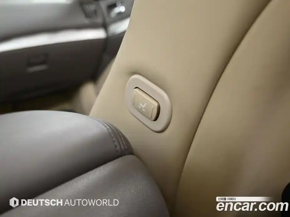 Infiniti Q60 2014 3.7 Автомат в Москве № 269236, фото 18