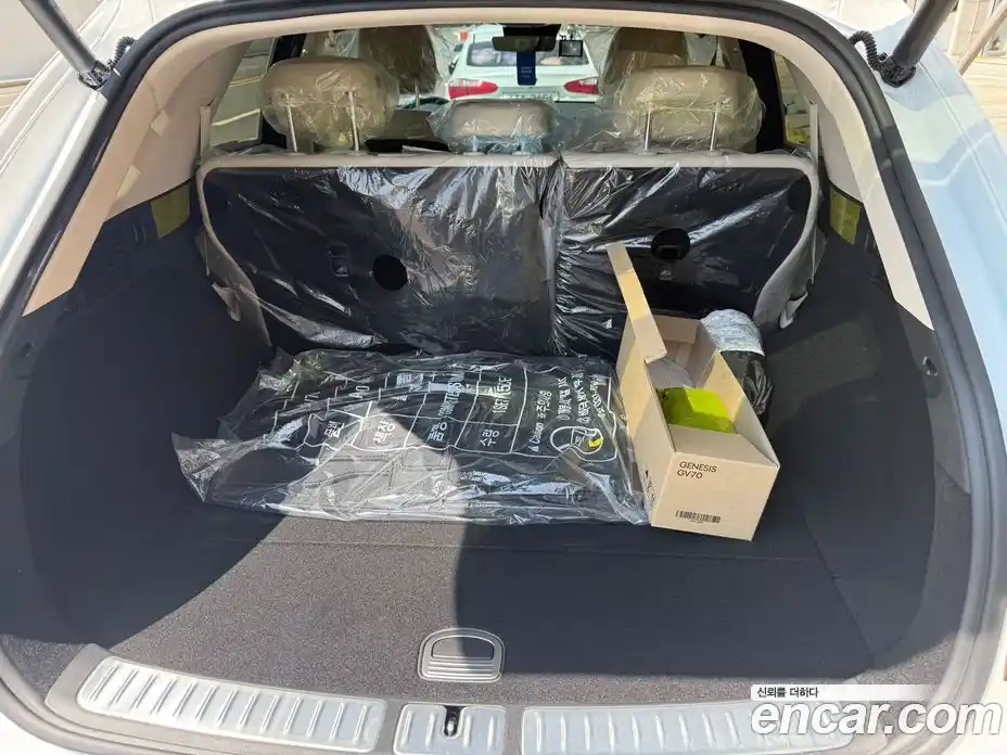 Genesis GV70 2025 2.5 Автомат в Москве № 27522, фото 9