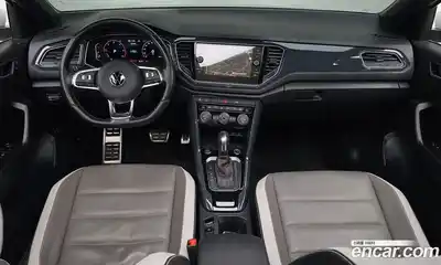 Volkswagen T-Roc 2021 2.0 Автомат в Москве № 276328, миниатюра 4