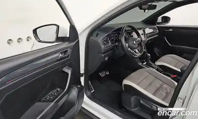 Volkswagen T-Roc 2021 2.0 Автомат в Москве № 276328, миниатюра 8