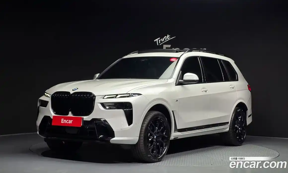 BMW X7 2024 3.0 Автомат в Москве № 281337, фото 1