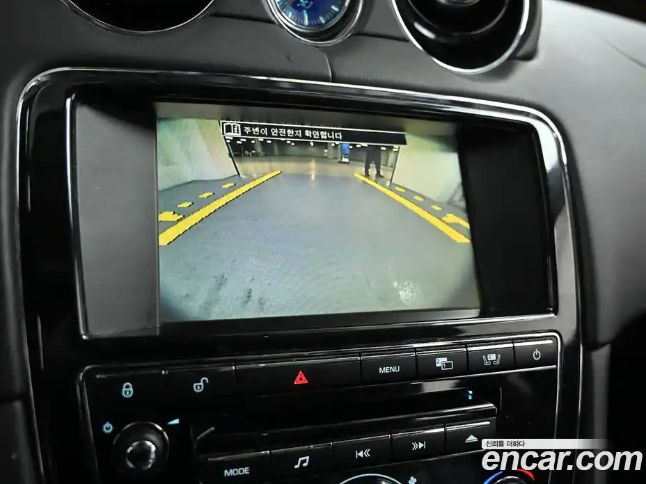 Jaguar XJ 2012 3.0 Автомат в Москве № 283809, фото 15