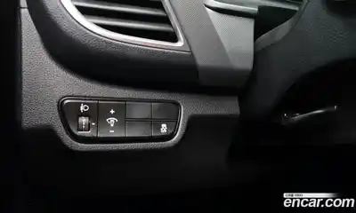 Kia Seltos 2023 1.6 Автомат в Москве № 286919, миниатюра 11