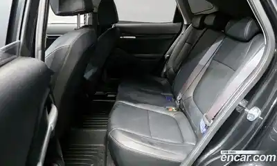 Kia Seltos 2023 1.6 Автомат в Москве № 286919, миниатюра 4