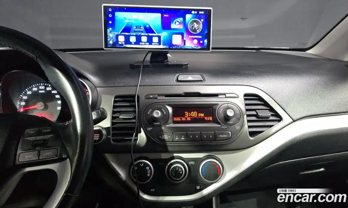 Kia Morning 2016 1.0 Автомат в Москве № 287816, фото 16