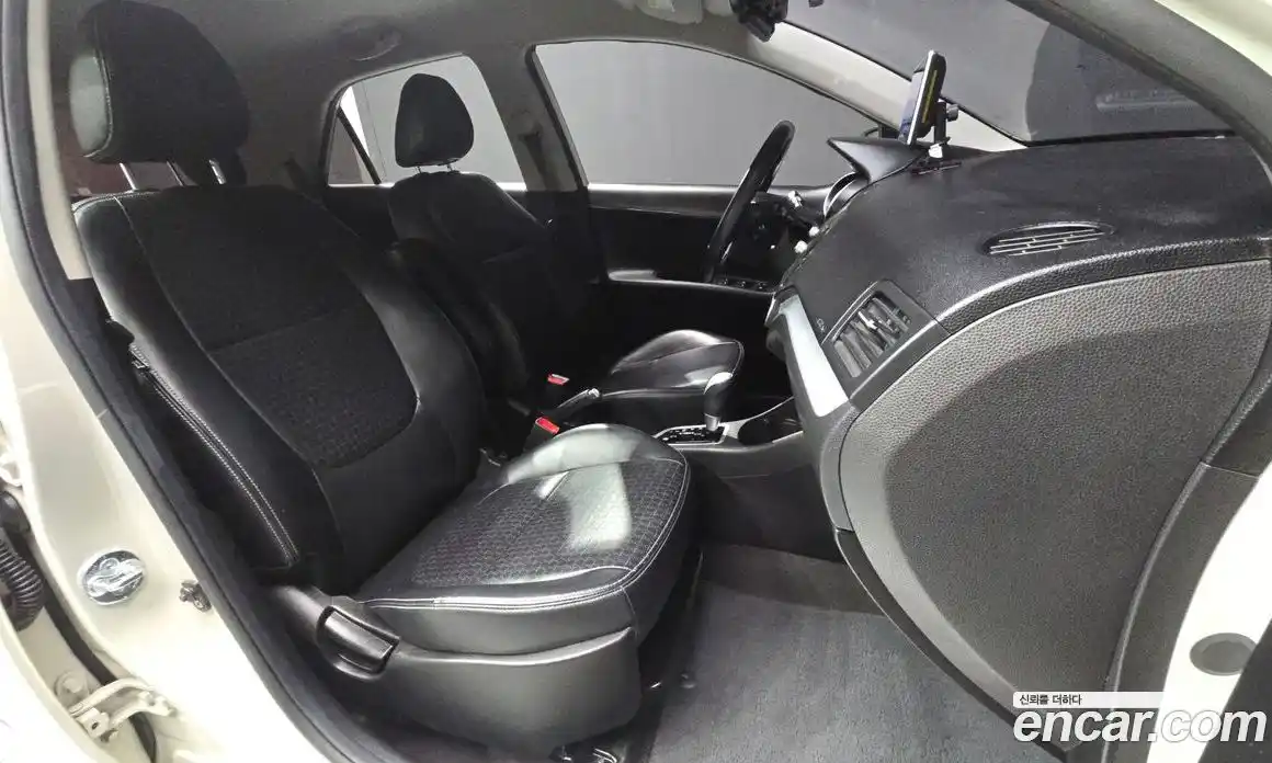 Kia Morning 2016 1.0 Автомат в Москве № 287816, фото 18