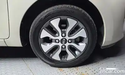 Kia Morning 2016 1.0 Автомат в Москве № 287816, миниатюра 6