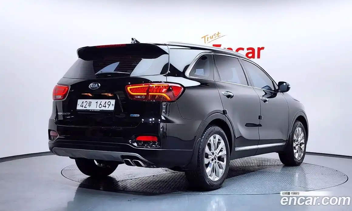 Kia Sorento 2018 2.2 Автомат в Москве № 288396, фото 6