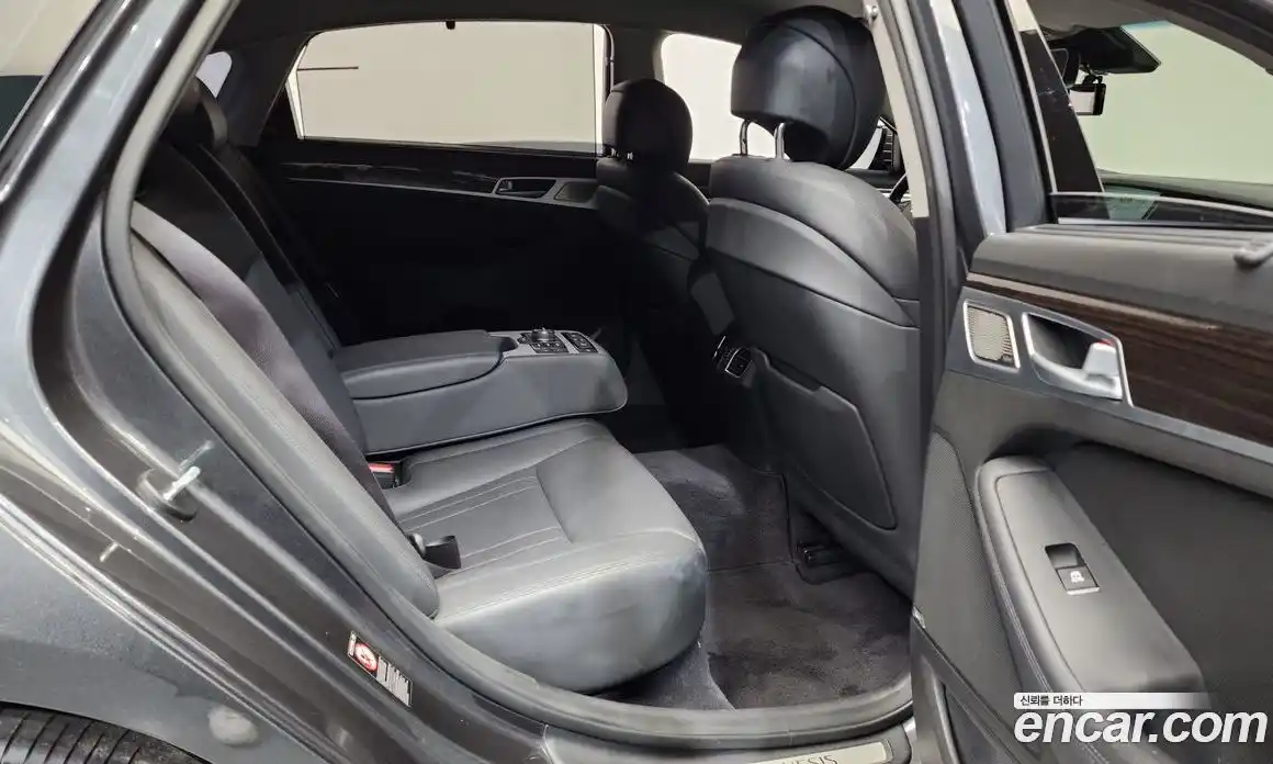 Genesis G80 2017 3.3 Автомат в Москве № 289823, фото 8