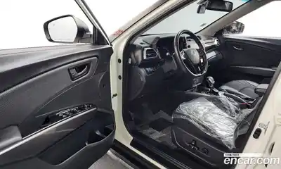 SsangYong TIBOLI 2024 1.5 Автомат в Москве № 29401, миниатюра 2