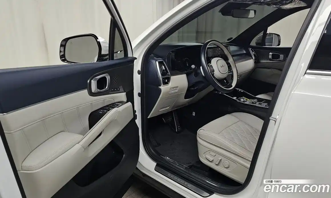 Kia Sorento 2023 1.6 Автомат в Москве № 307040, фото 16