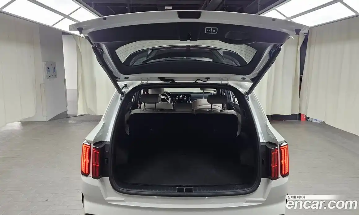 Kia Sorento 2023 1.6 Автомат в Москве № 307040, фото 17