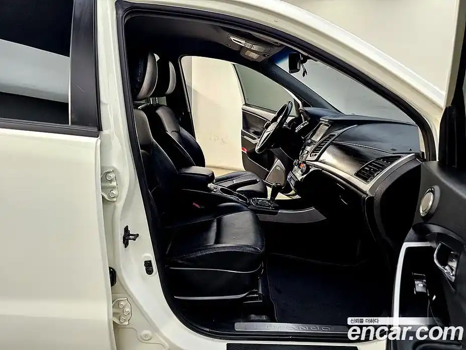 SsangYong Korando 2014 2.0 Автомат в Москве № 30748, фото 11