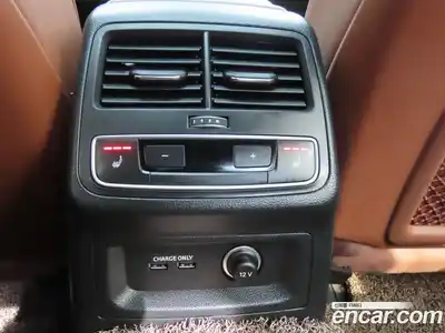 Audi A4 2022 2.0 Автомат в Москве № 312448, миниатюра 7