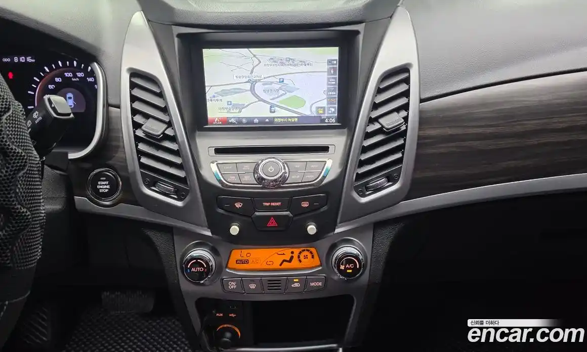 SsangYong Korando 2015 2.0 Автомат в Москве № 31340, фото 4