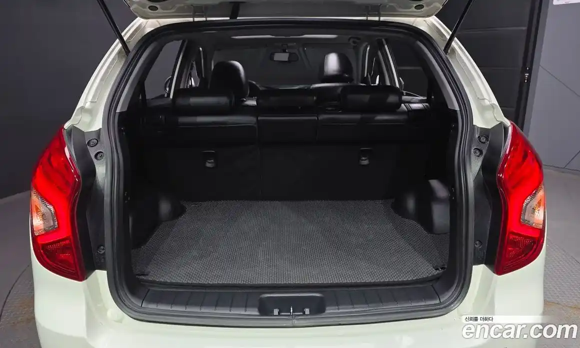 SsangYong Korando 2015 2.0 Автомат в Москве № 31340, фото 6