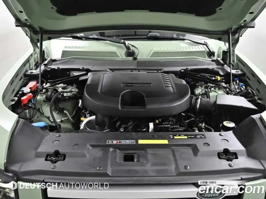 Land Rover Defender 2023 3.0 Автомат в Москве № 316414, фото 6