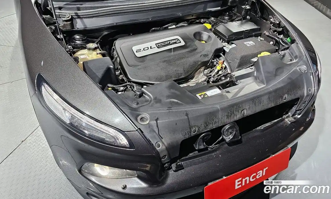 Jeep Cherokee 2015 2.0 Автомат в Москве № 318267, фото 6