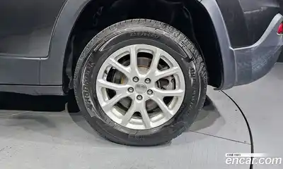 Jeep Cherokee 2015 2.0 Автомат в Москве № 318267, миниатюра 8