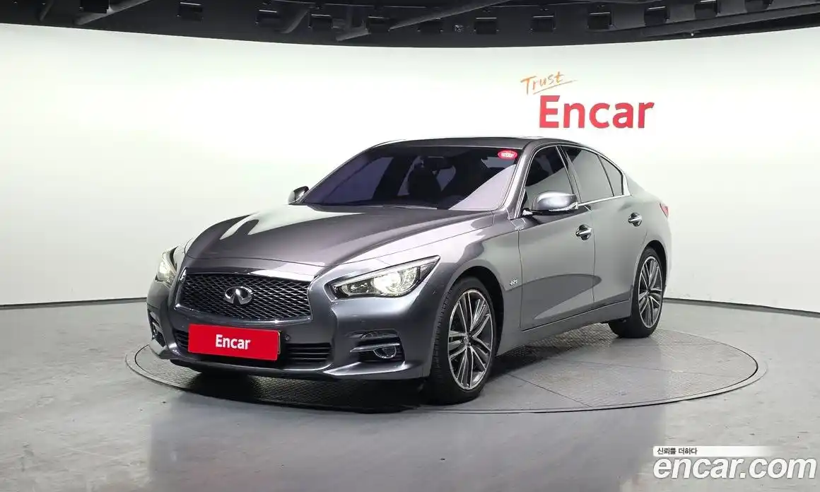 Infiniti Q50 2014 2.1 Автомат в Москве № 326763, фото 3
