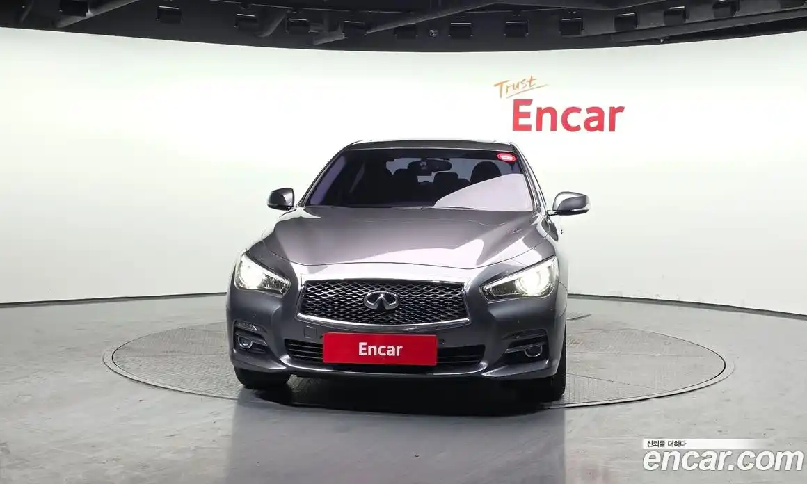 Infiniti Q50 2014 2.1 Автомат в Москве № 326763, фото 6