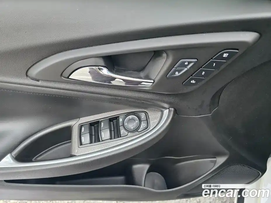 Chevrolet Malibu 2017 1.5 Автомат в Москве № 328000, фото 13