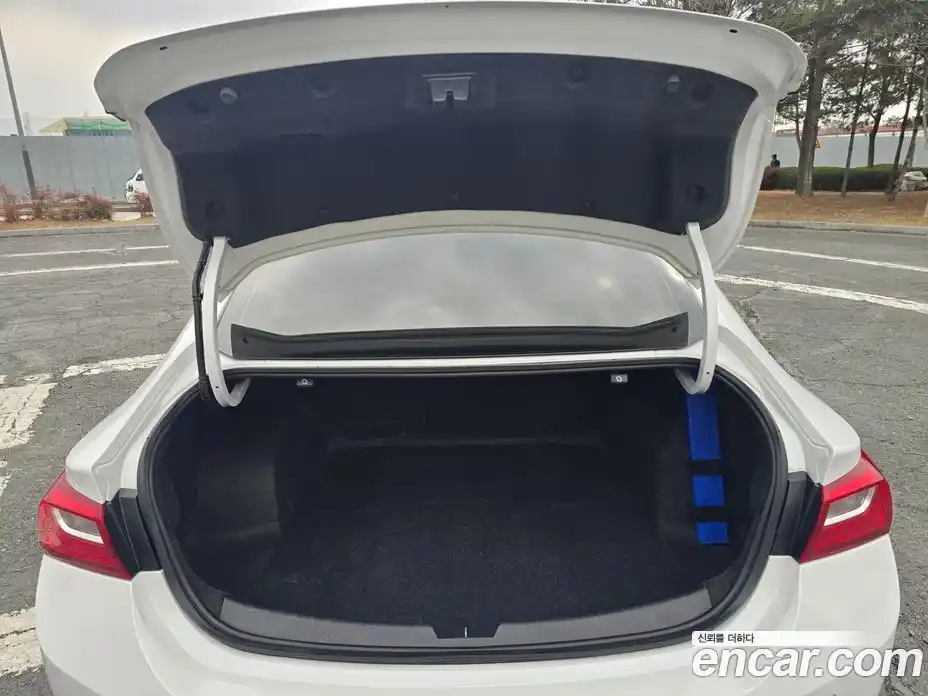 Chevrolet Malibu 2017 1.5 Автомат в Москве № 328000, фото 8