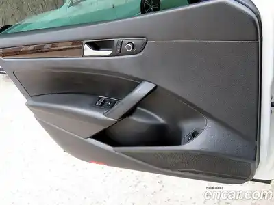 Volkswagen Passat 2014 2.0 Автомат в Москве № 329861, миниатюра 11