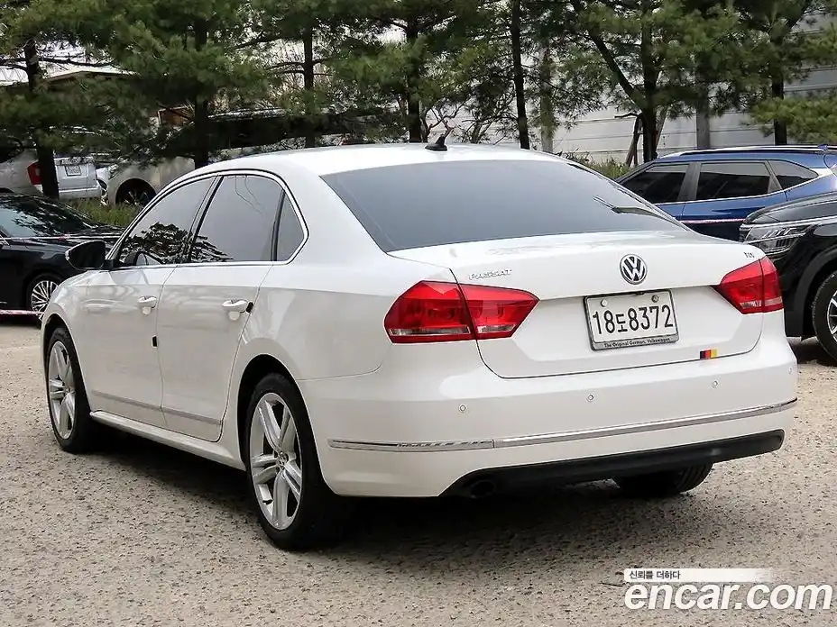 Volkswagen Passat 2014 2.0 Автомат в Москве № 329861, фото 3