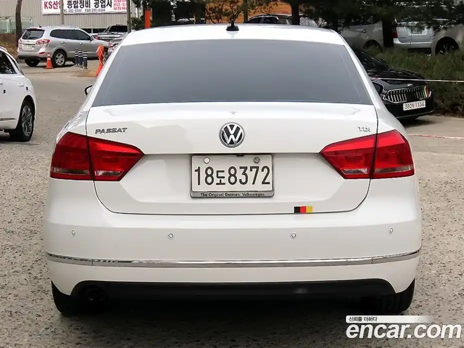 Volkswagen Passat 2014 2.0 Автомат в Москве № 329861, фото 4