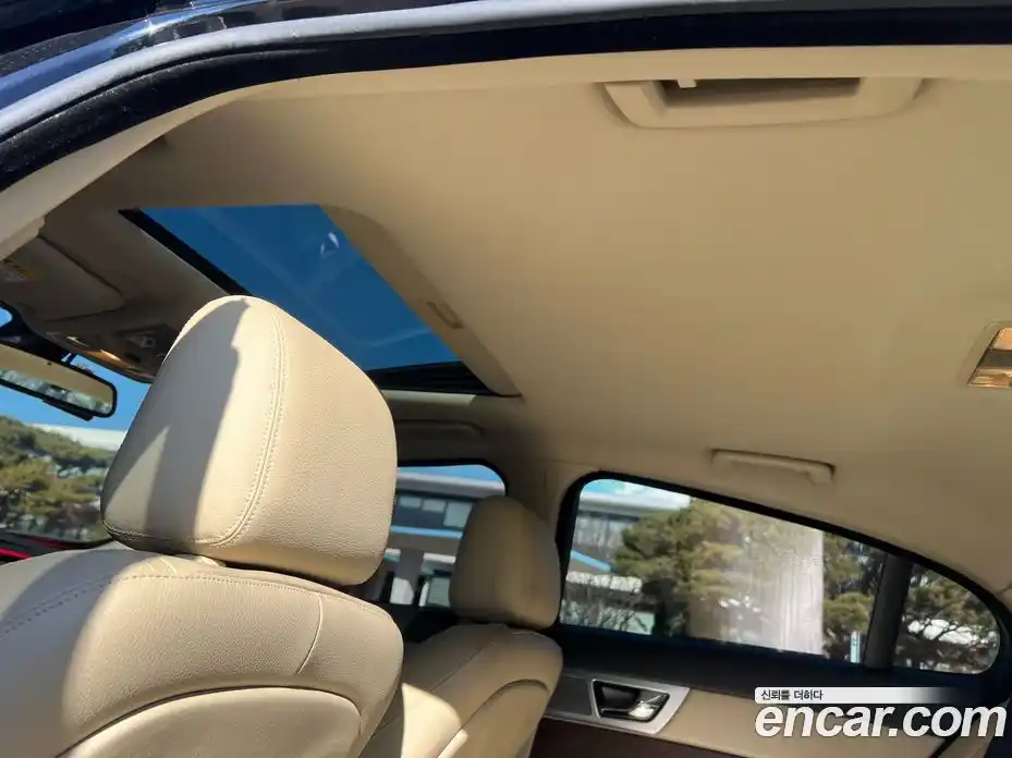 Jaguar XF 2014 2.2 Автомат в Москве № 331525, фото 13