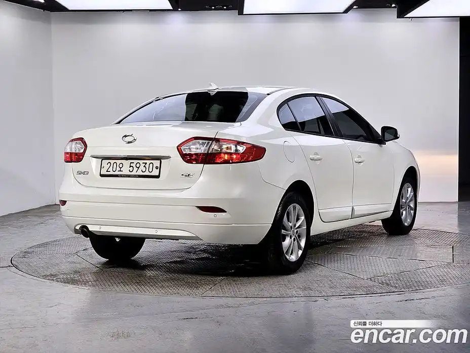 Renault SM3 2015 1.6 Автомат в Москве № 356680, фото 4