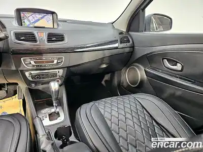 Renault SM3 2015 1.6 Автомат в Москве № 356680, миниатюра 10