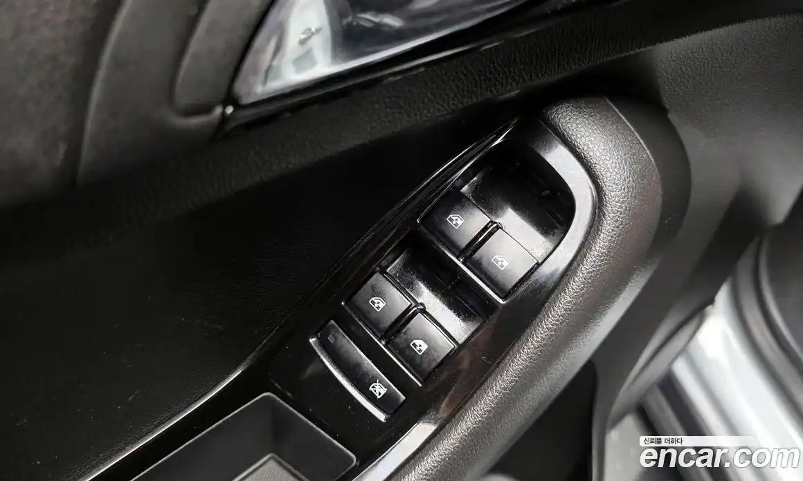 Chevrolet Orlando 2013 2.0 Автомат в Москве № 36774, фото 18