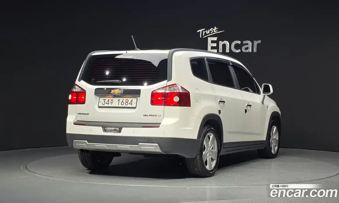 Chevrolet Orlando 2013 2.0 Автомат в Москве № 36774, фото 2