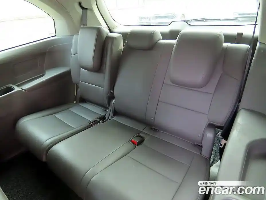 Honda Odyssey 2016 3.5 Автомат в Москве № 402656, фото 7