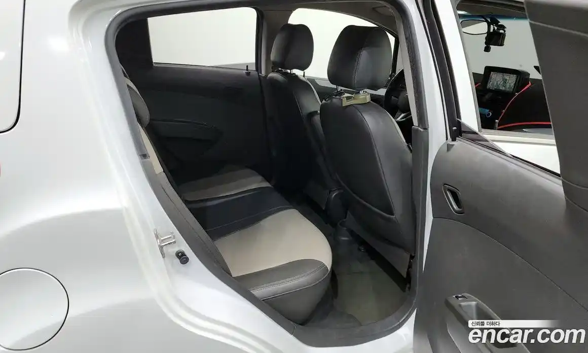 Chevrolet Spark 2014 1.0 Автомат в Москве № 41232, фото 13