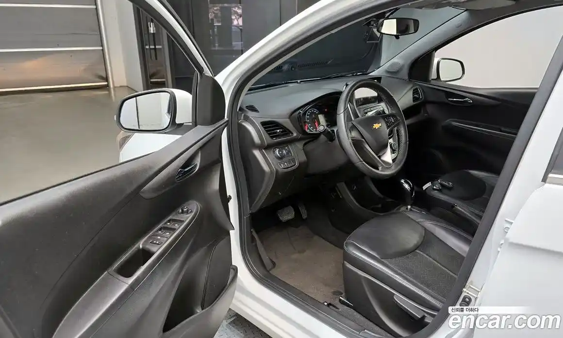 Chevrolet Spark 2017 1.0 Автомат в Москве № 41568, фото 11