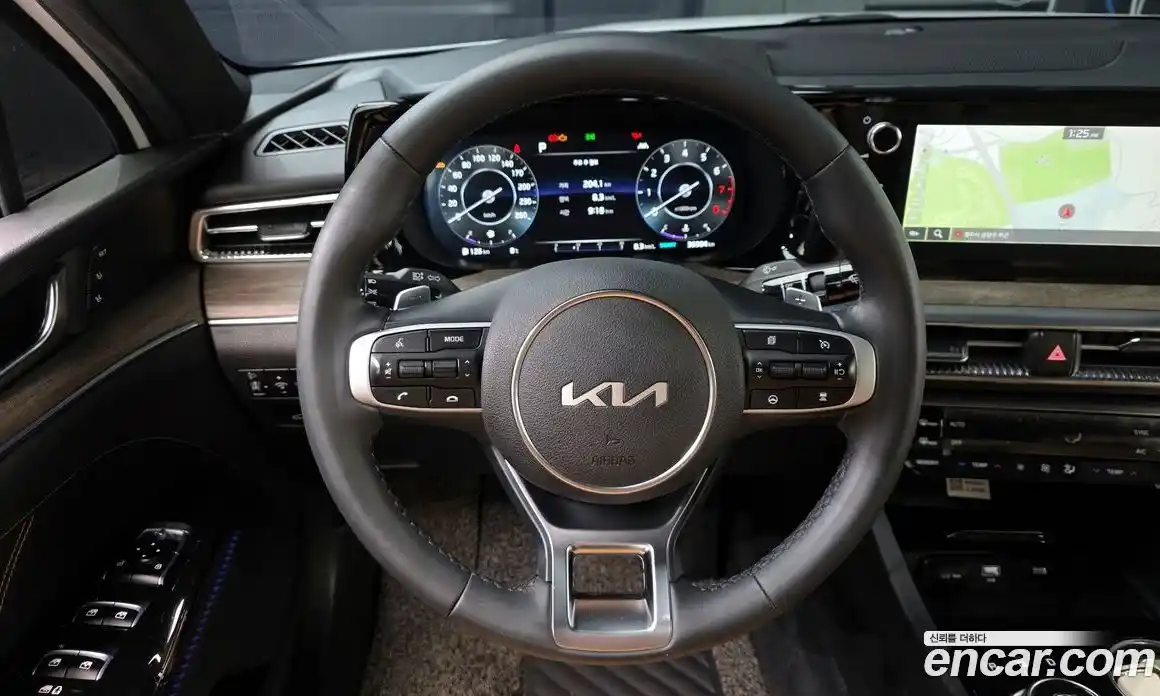 Kia K5 2023 2.0 Автомат в Москве № 418317, фото 15