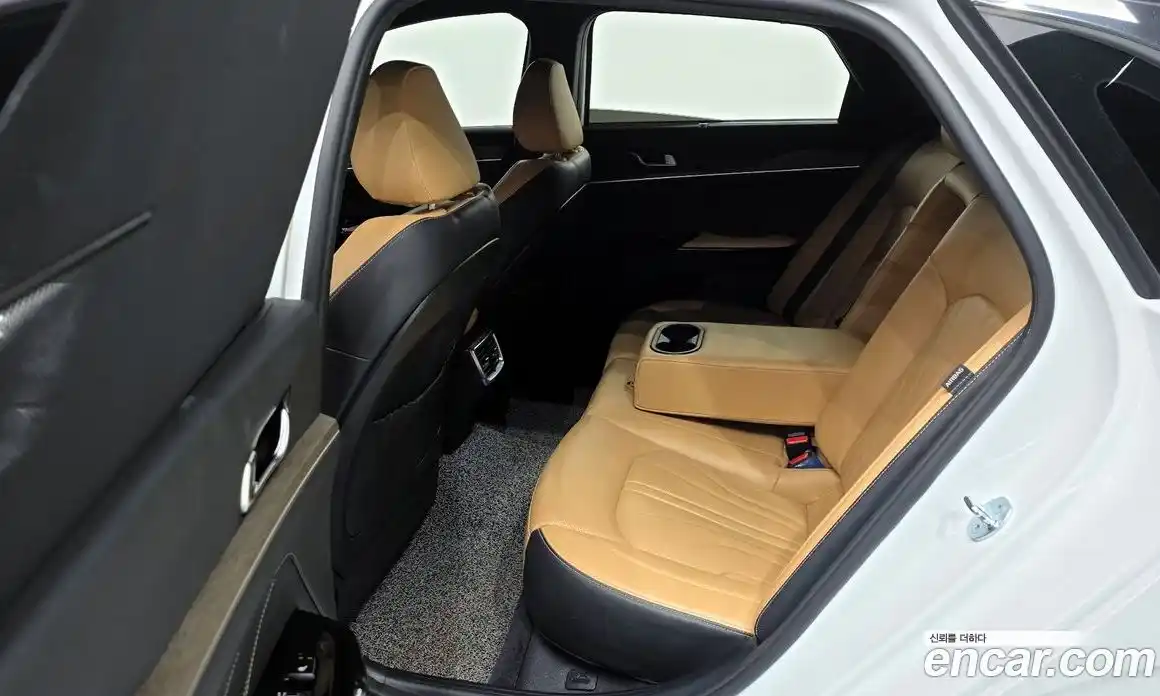 Kia K5 2023 2.0 Автомат в Москве № 418317, фото 20