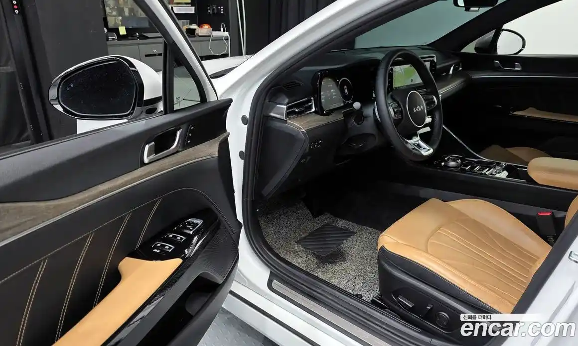 Kia K5 2023 2.0 Автомат в Москве № 418317, фото 10