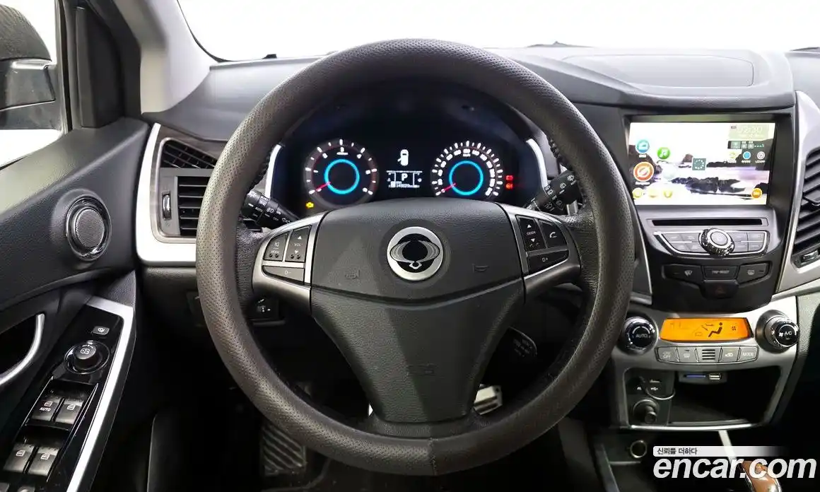 SsangYong Korando 2016 2.2 Автомат в Москве № 421409, фото 13