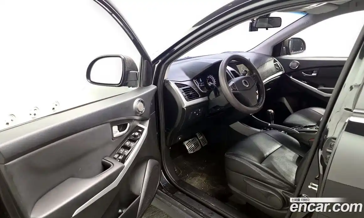 SsangYong Korando 2016 2.2 Автомат в Москве № 421409, фото 10