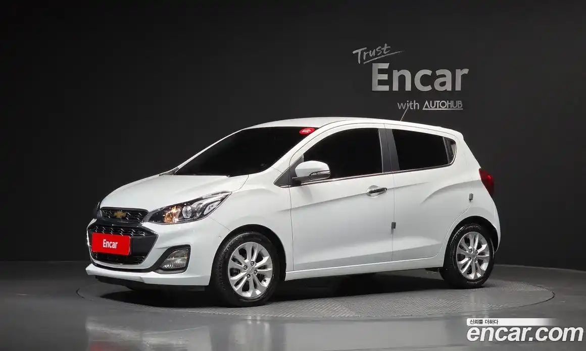 Chevrolet Spark 2019 1.0 Автомат в Москве № 422007, фото 1