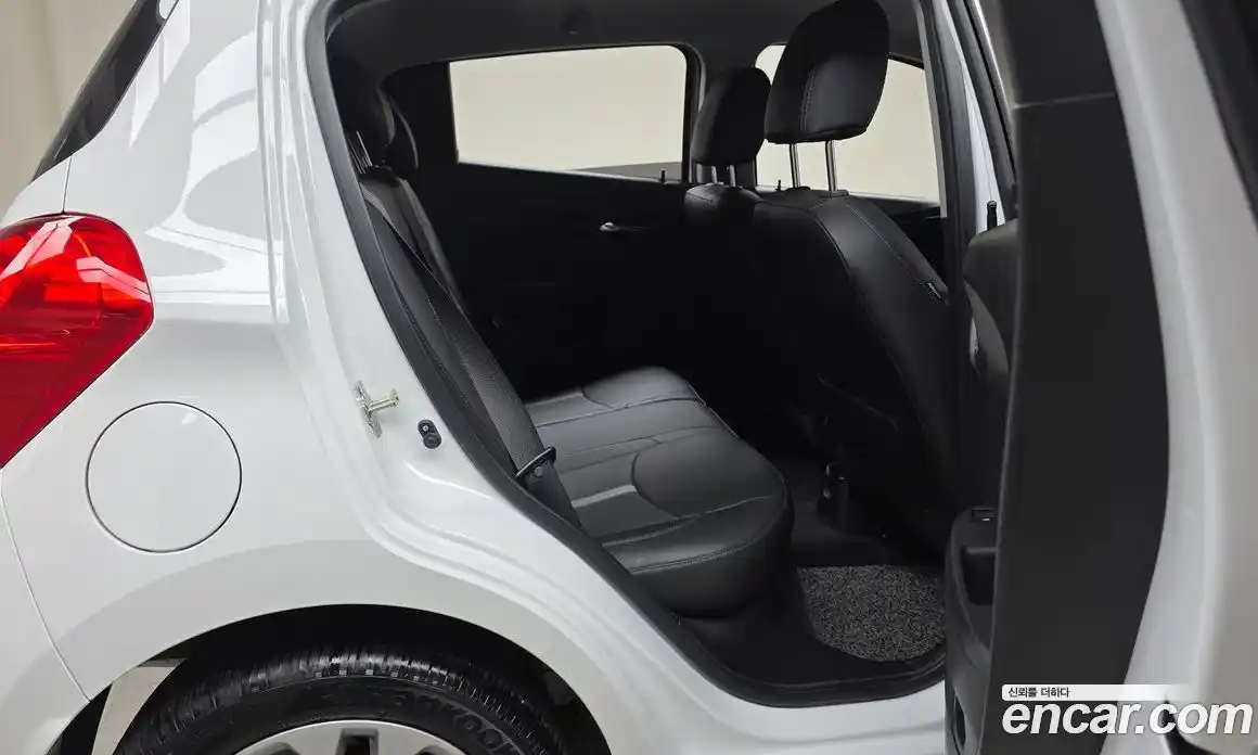 Chevrolet Spark 2019 1.0 Автомат в Москве № 422007, фото 12