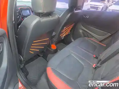 Renault QM3 2015 1.5 Автомат в Москве № 423440, миниатюра 6