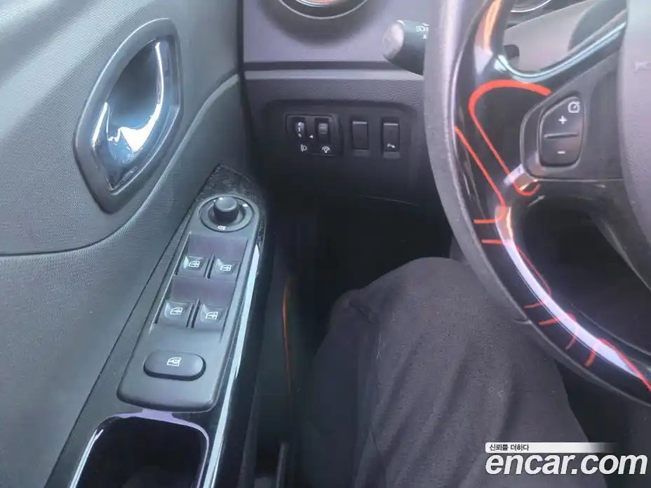 Renault QM3 2015 1.5 Автомат в Москве № 423440, фото 10