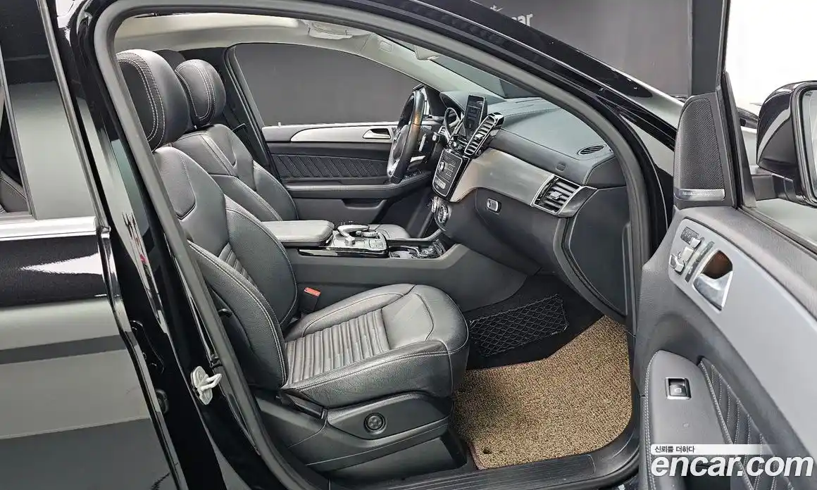 Mercedes-Benz GLE-Class 2017 3.0 Автомат в Москве № 427967, фото 10